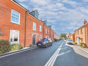 Photo 24- click for photo gallery